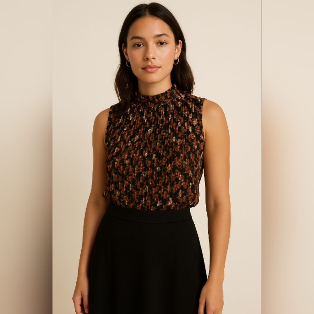 Ricki's Sleeveless Mock Neck Pleated Floral Top